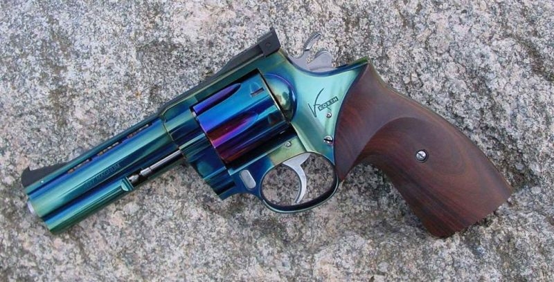 Revolver Korth