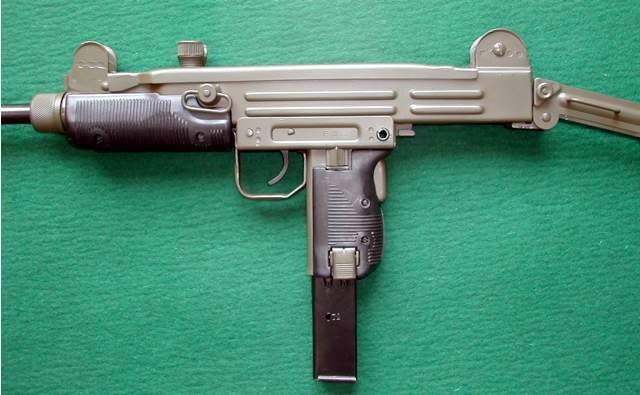 uzi carbine