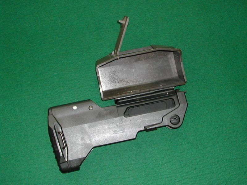 famas 2