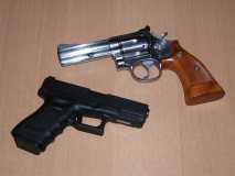 Glock et Smith and Wesson