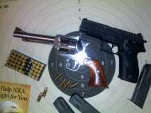 sig p226 Navy et Ruger Super BlackHawk44mag